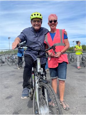 Cllr Chris Ready and Joy Lummis at Three Sisters Circuit