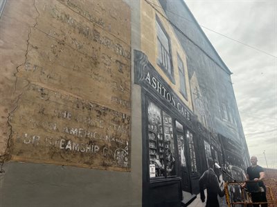 Ashton Mural 01