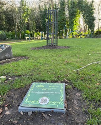 Pennington Hall Park tree trail