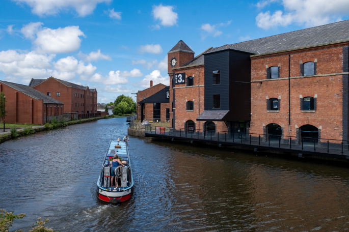 7-Wigan Pier Quarter