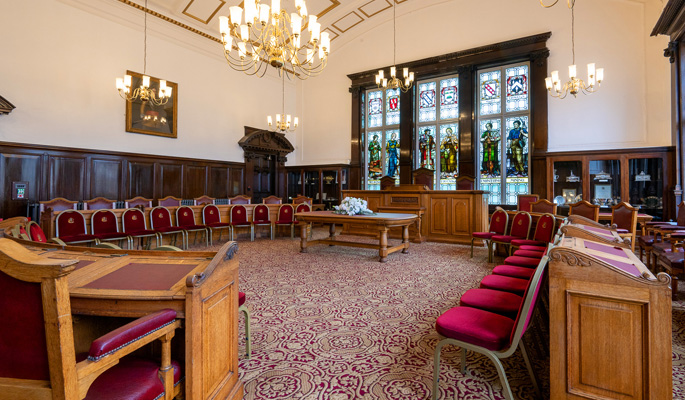 Leigh Town Hall - Chambers inside