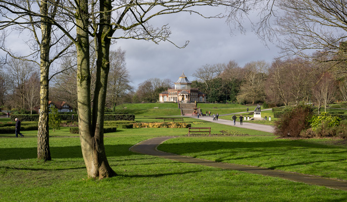 Mesnes Park greens