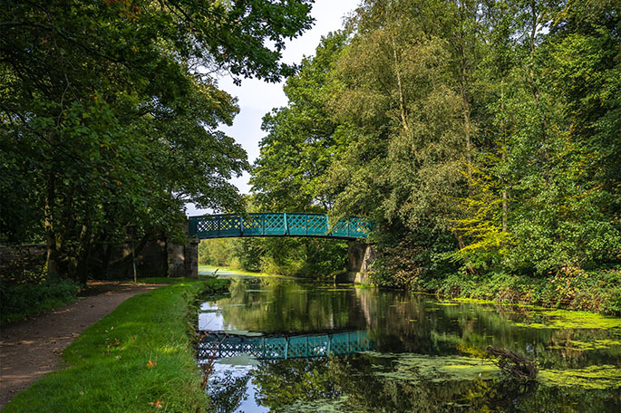 Leeds and Liverpool Canal bridge