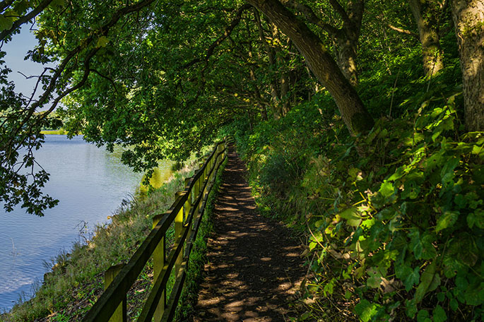 Worthington Lakes footpath